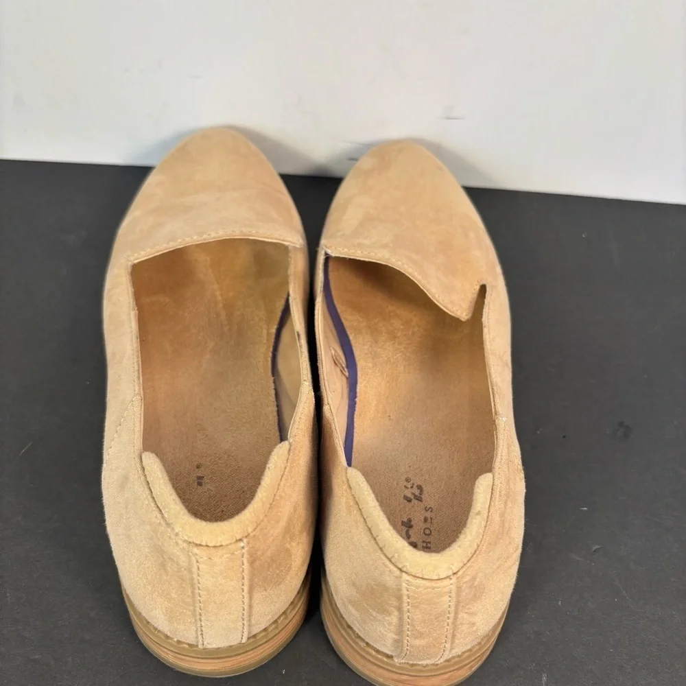 Dr. Scholl’s Beige Suede Slip-On Flats Women’s 8.5M Comfort Loafers